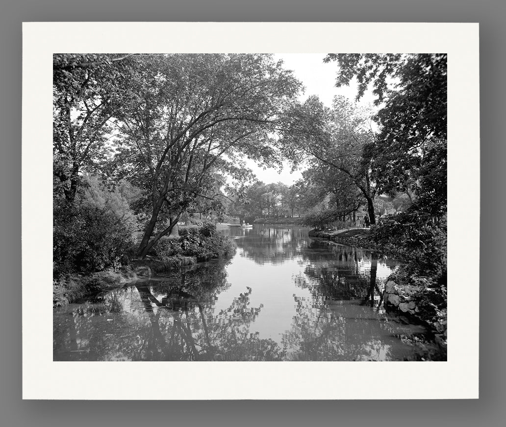 A rendering of a paper print of a vintage Chicago photograph featuring Lincoln Park