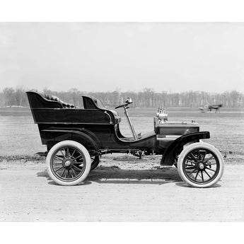 A black and white vintage photograph of a Northern Manufacturing Company Car