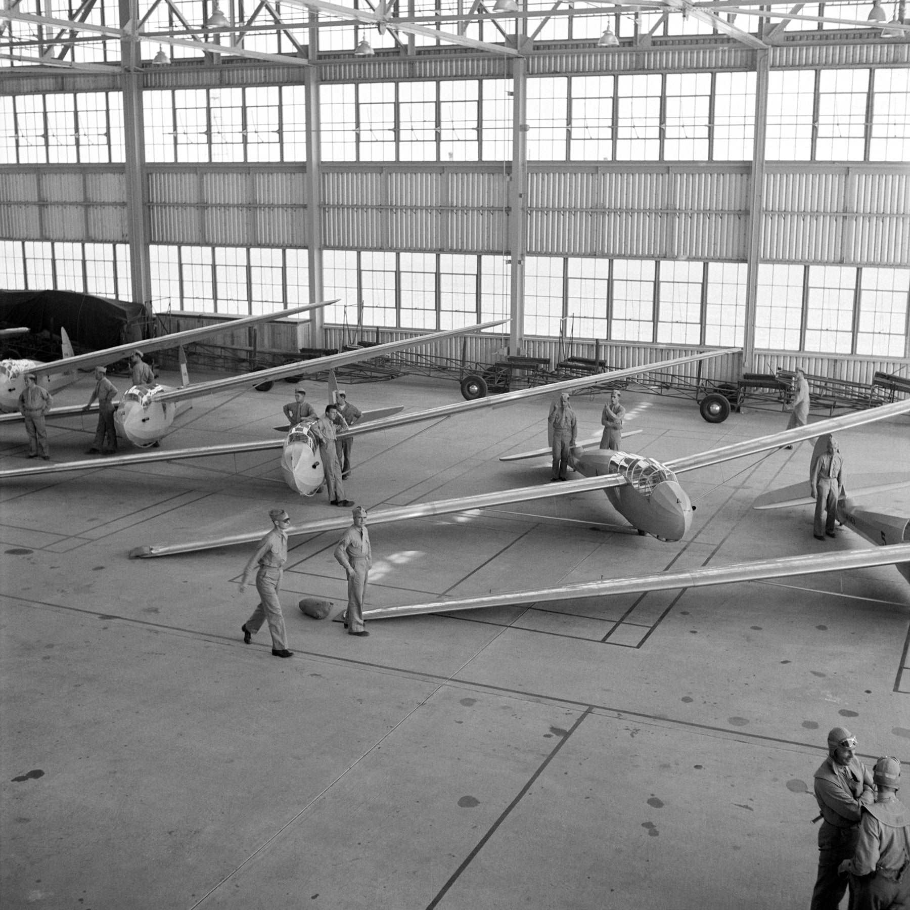 A vintage photograph of a USMC Glider detatchment on Parris Island