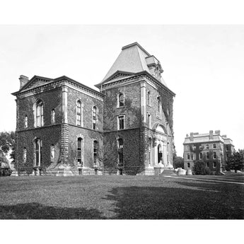 A vintage photogrpah of Sibley Hall at the University of Rochester